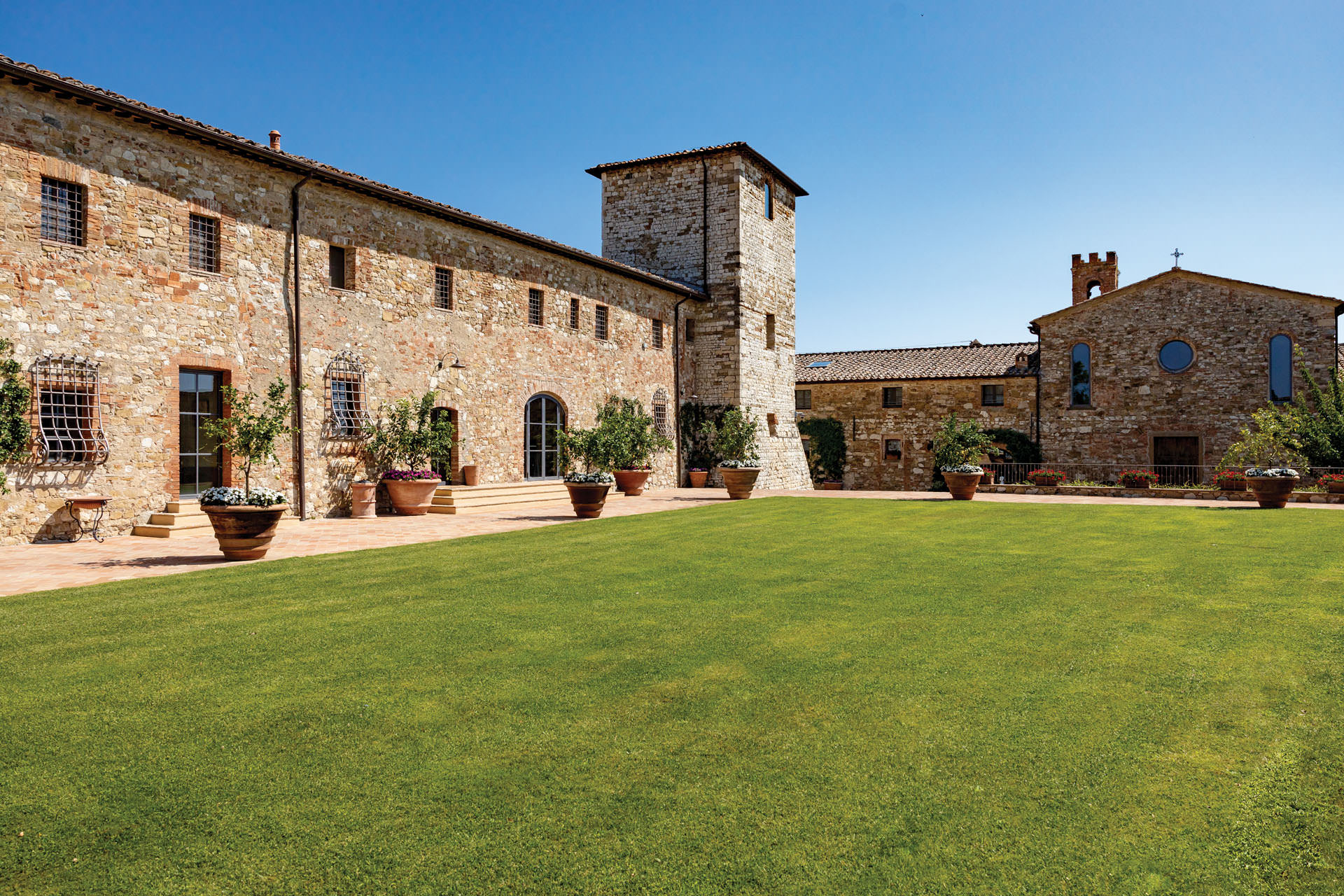 belmond-castello-di-casole-05