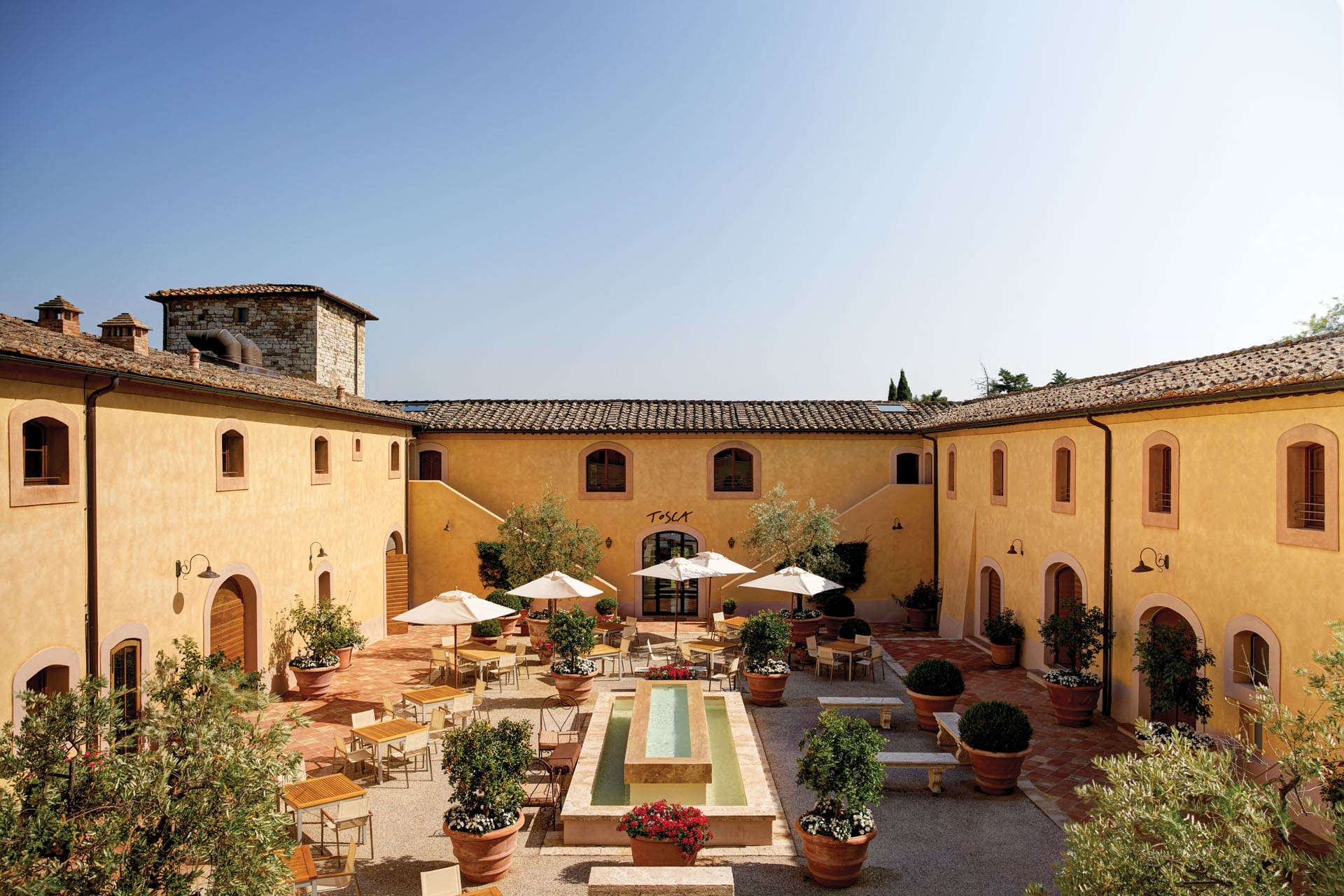 belmond-castello-di-casole-07
