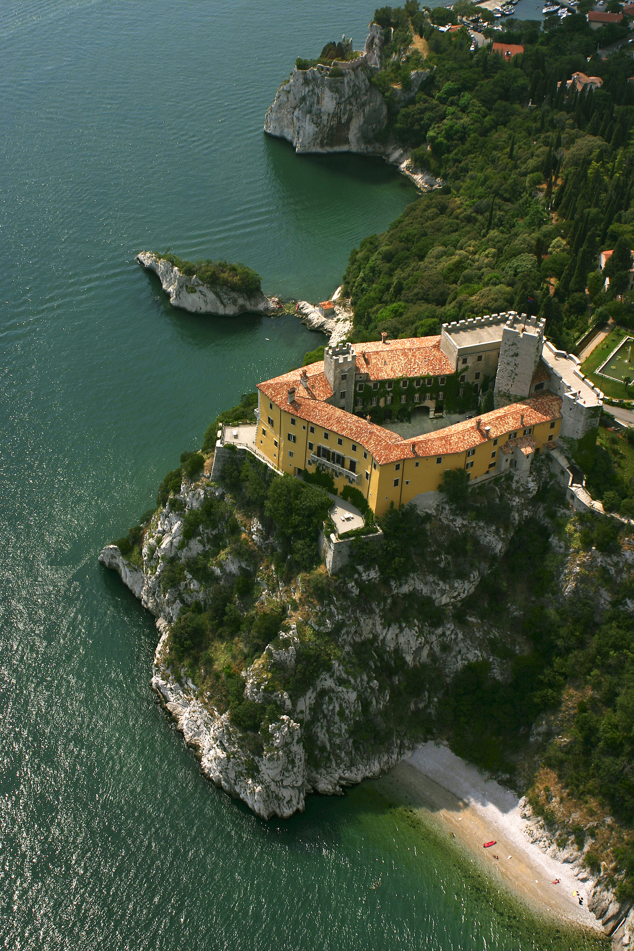 castello-di-duino-02