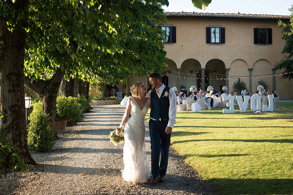 10-tuscany-wedding-villa