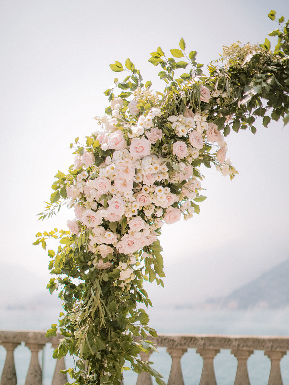 lake-como-wedding-at-villa-serbelloni-11