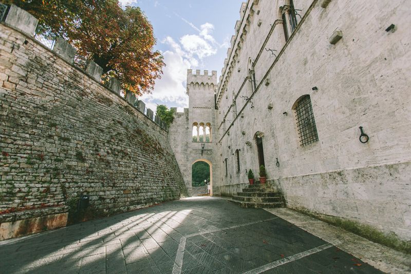 siena-castle-02a